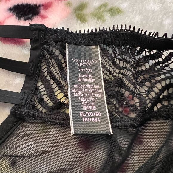 Victoria’s Secret Panties - Picture 2 of 3